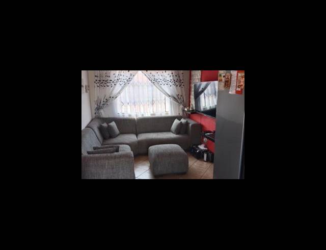 3 BEDROOM HOUSE FOR SALE IN THERESAPARK